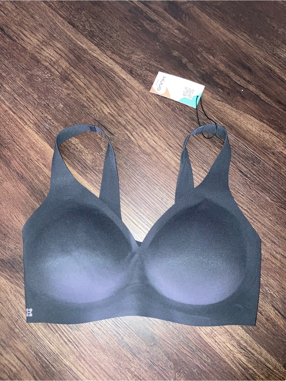 Huug womens  Black Seamless Wireless Sports Bra size M new
